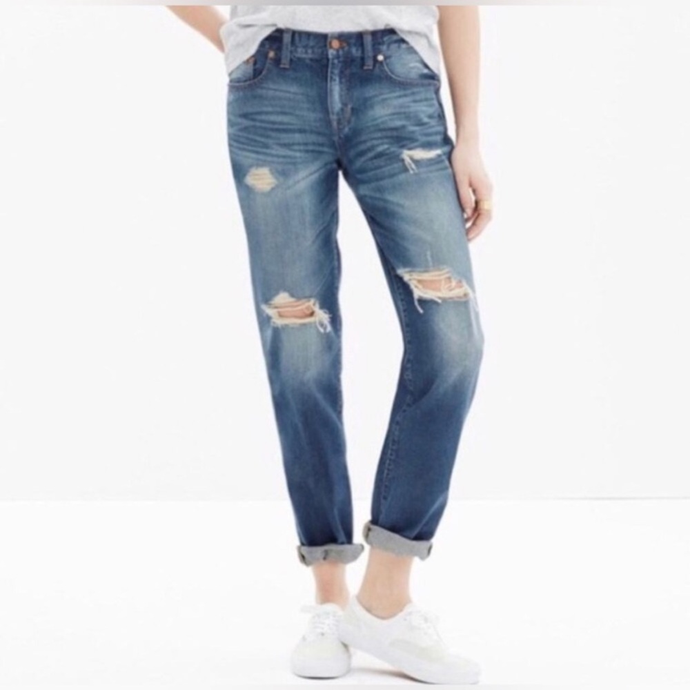 Madewell Boyjean Classic distressed Blue Denim Jeans Size 27